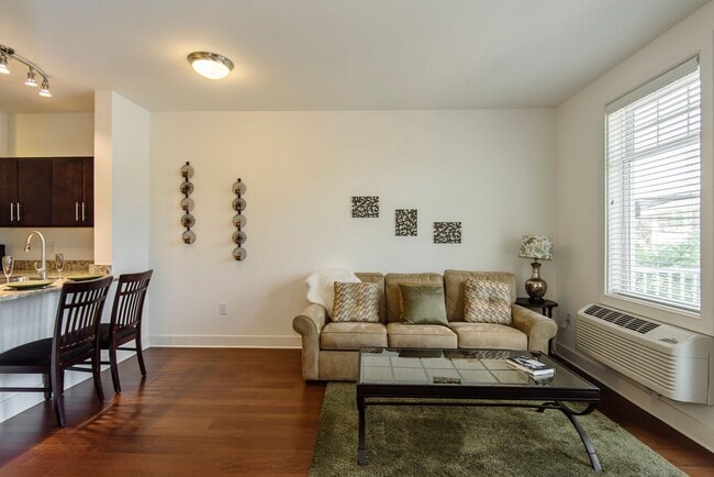 Photo - Meridia Main Station