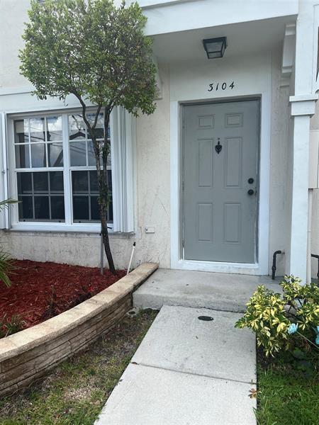 Building Photo - 3104 SW 50th St Rental
