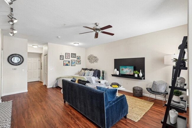 Acacia B, Studio, 1 Bath, 656 sq ft