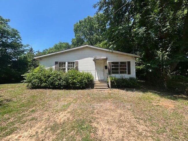 Photo - 2520 Merwin St