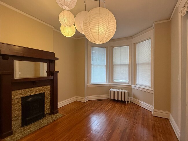 Photo - 3100 Hanover Ave Unidad B