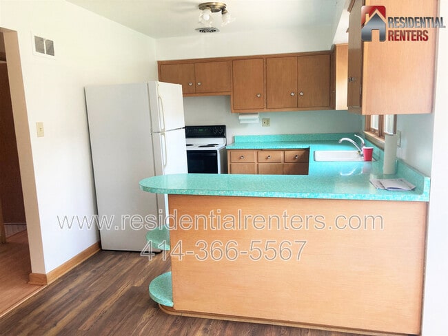 Photo - 3760 S Clement Ave