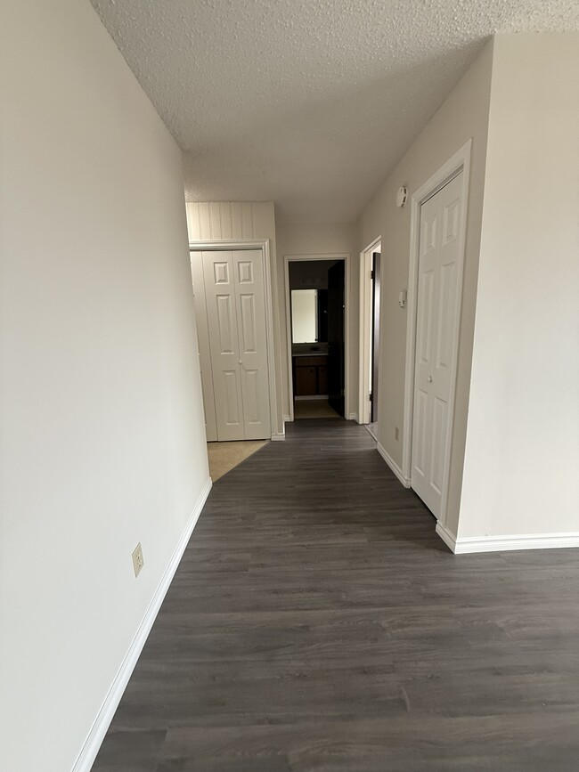 Photo - 80 Brookwood Dr Unit GG-306