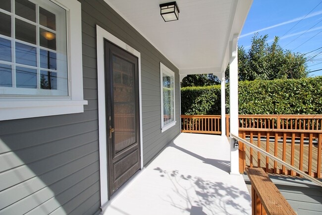 Photo - 2027 NW 21st Ave