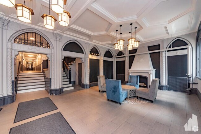 Building Photo - 0 bedroom in Chicago IL 60657 Unit 7N Rental
