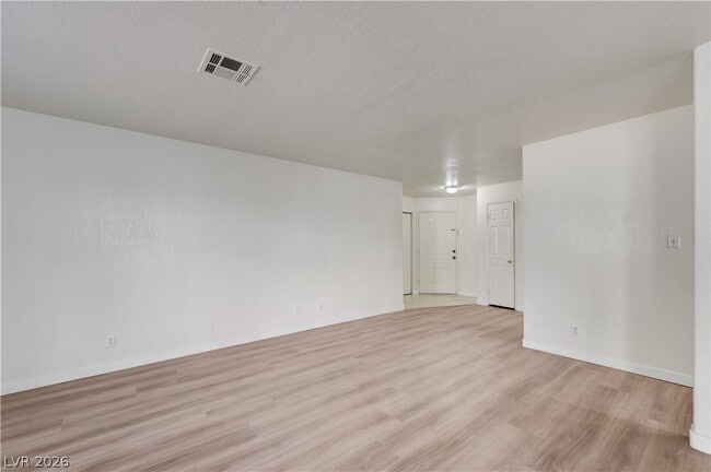 Photo - 5018 S Rainbow Blvd Unidad 104