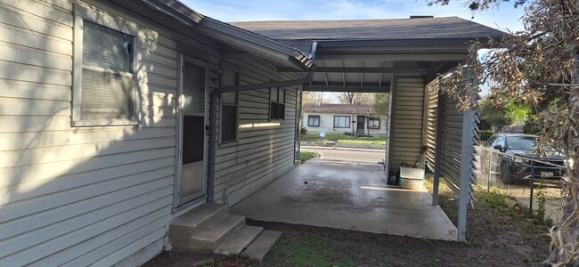 Photo - 1431 Aransas Ave