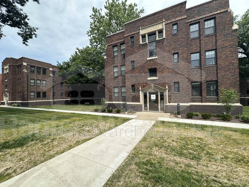 2305 Grand Ave Condo Unit 206 Condo for Rent in Des Moines, IA