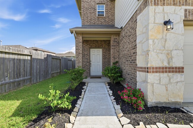Photo - 25626 Pannier Pl