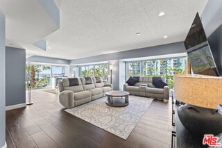 Photo - 13600 Marina Pointe Dr