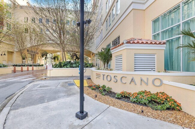 Photo - 7350 SW 89th St Unidad 719S