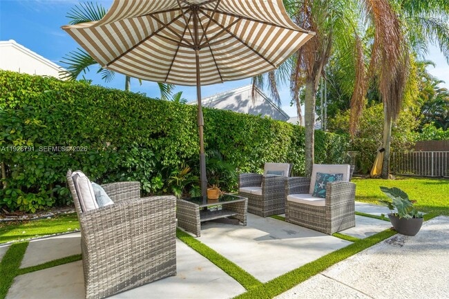 Photo - 15241 Wilshire Ct