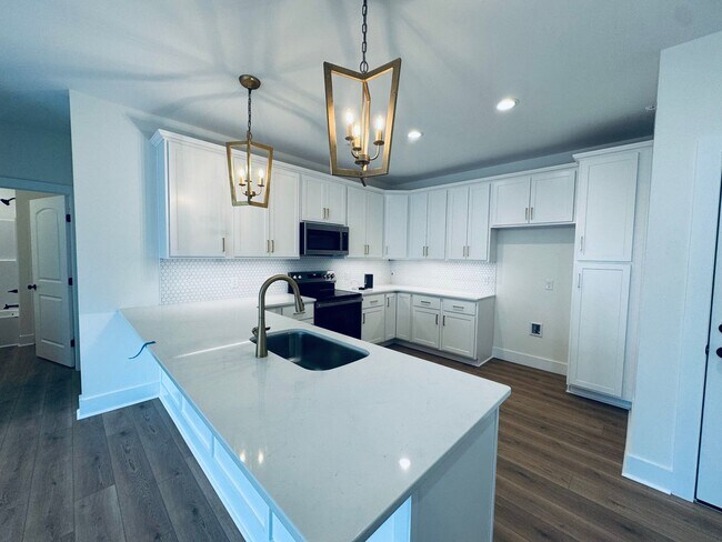 Photo - THE CROWN AT CORNESTONE Unit 206