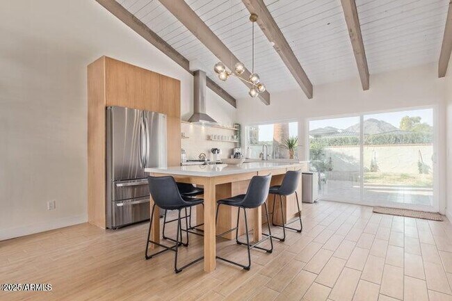 Photo - 5510 N 71st St