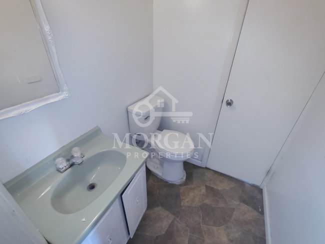 Photo - 902 S Anderson St Unit 2