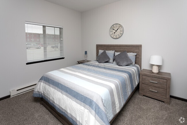 1BR, 1BA - 573SF - Wheatgrass Village I