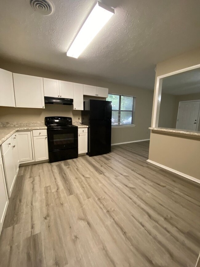 Photo - 1605/1607 Cedar Shoals Dr Unit 1607