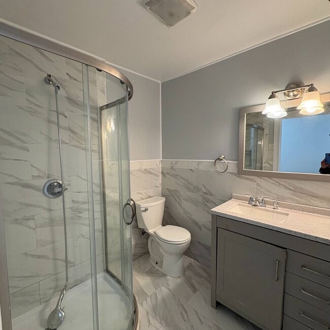 Photo - 4 Betsy Ross Ct