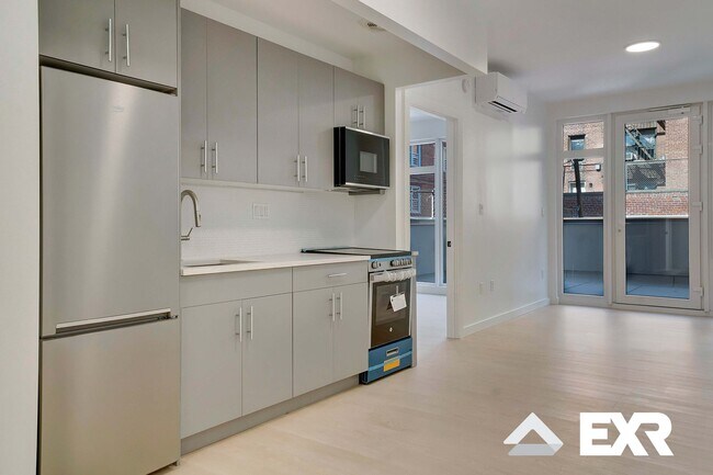 Photo - 14815 89th Ave Apartment Unit 2G