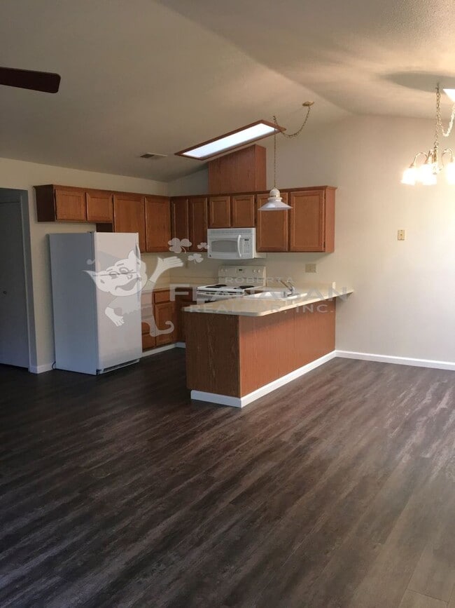 Photo - 3057 W Queens Cir Unidad 3057 W. Queens Circle