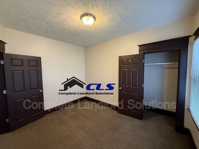 Photo - 1725 Garfield Ave