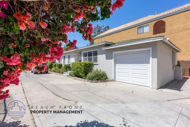 Photo - 1249 E. 3rd St.