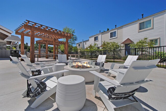 Mill Creek Townhomes - Mill Creek Townhomes