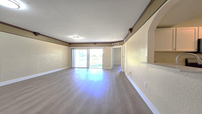 Photo - 1157 Golden Lakes Blvd Unit 611