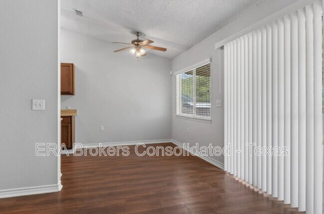 Photo - 10341 Flatland Trail