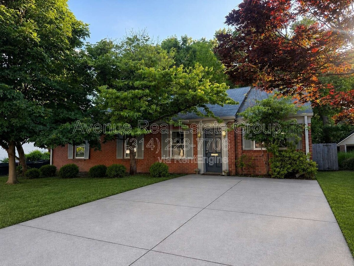 Photo - 29 Midpark Ln