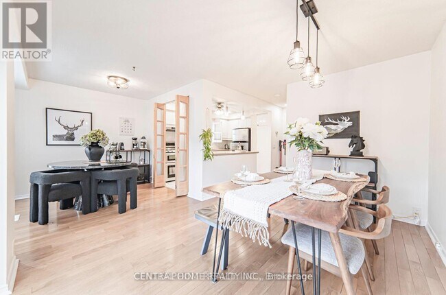 Photo - 84 Raleigh Crescent