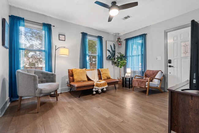 Photo - 2 Mead Dr Unidad ID1354825P