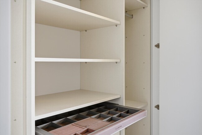 Photo - 700 NE 24th St