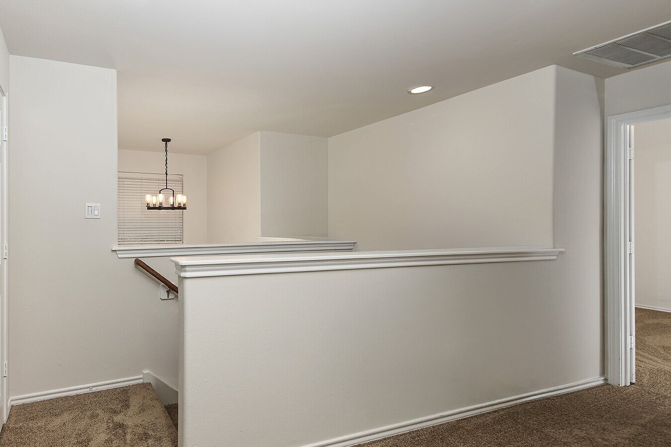 Photo - 102 Blue Creek Pl