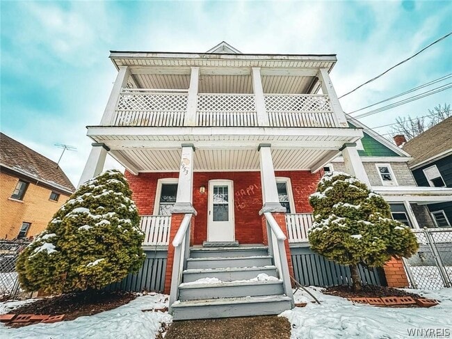 Building Photo - 1953 Falls St