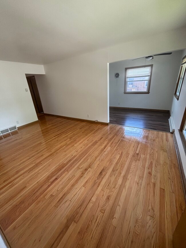 Photo - 9101 W Morgan Ave Unidad Apartment 4