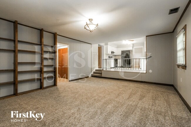 8341 Rodney Dr