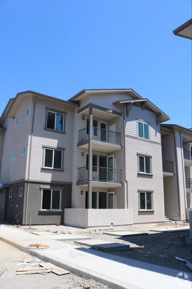 Building Photo - Arrive Vacaville Rental