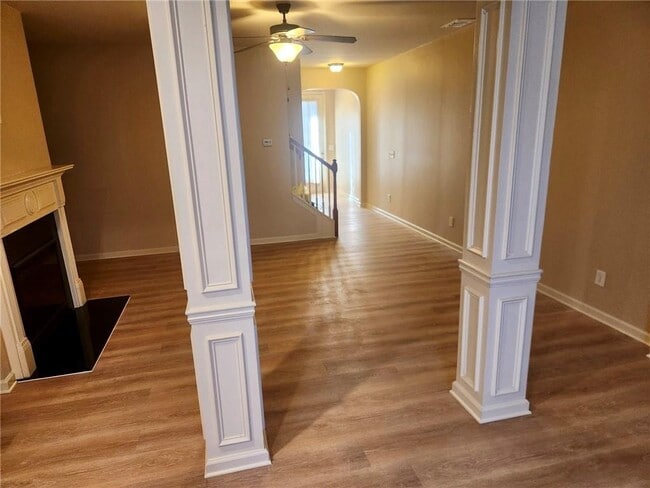 Photo - 3702 Brockenhurst Dr