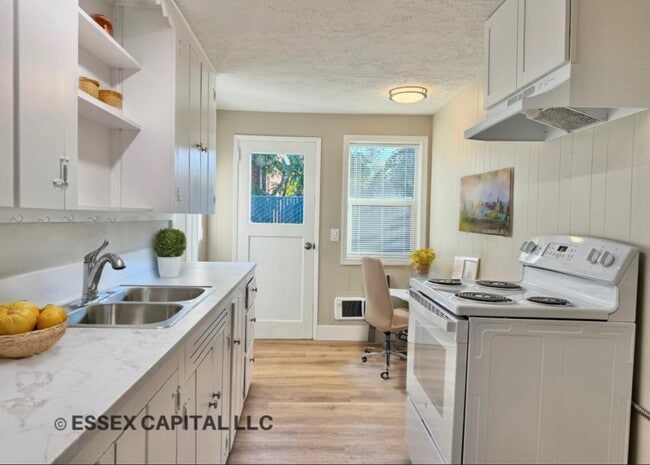 Photo - 1610 G St