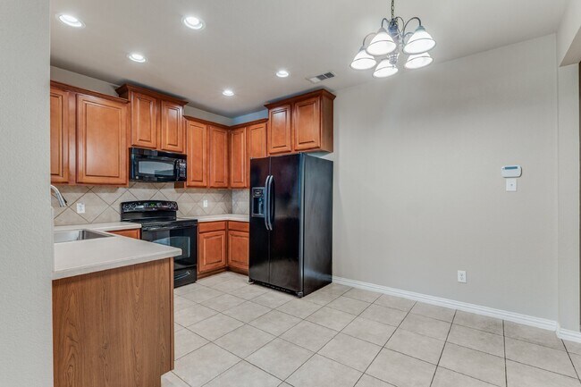 Photo - Spacious 3-Bedroom Townhouse with 2.5 Baths in North Fort Worth