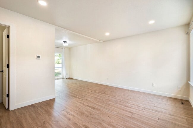 Photo - 1624 Banyan Dr Unit 4