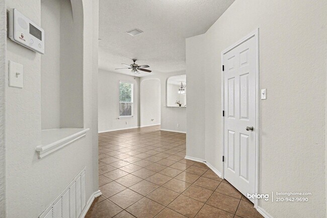 Photo - 175 Katherine Way