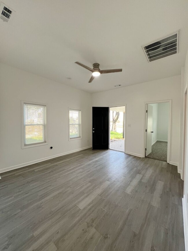 Photo - SEE IT NOW: Beautiful home in KCK!