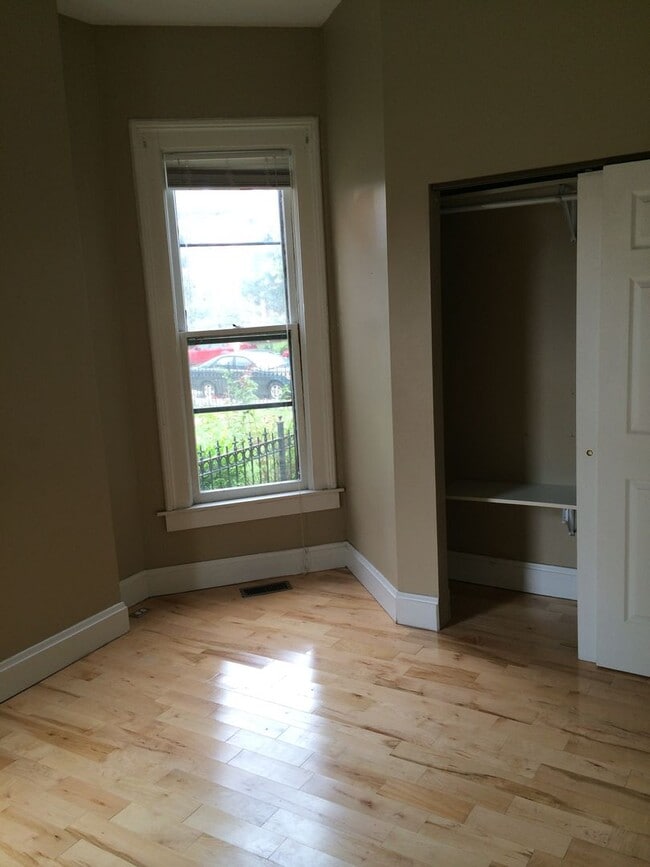 Photo - 57 Smith Pl Unit 1
