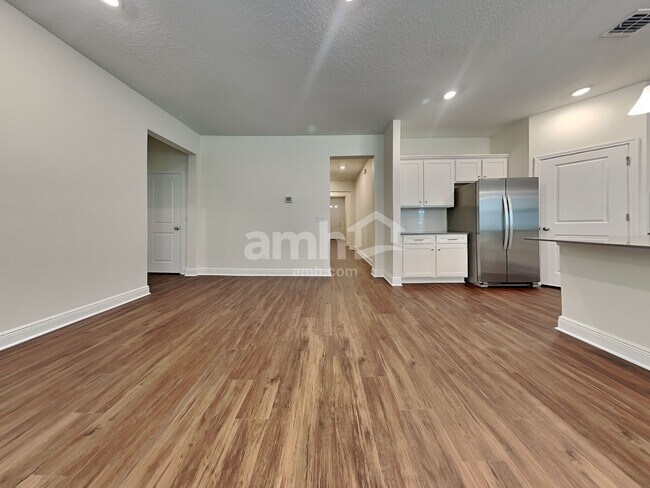 Photo - 6413 Emerald Hls Wy