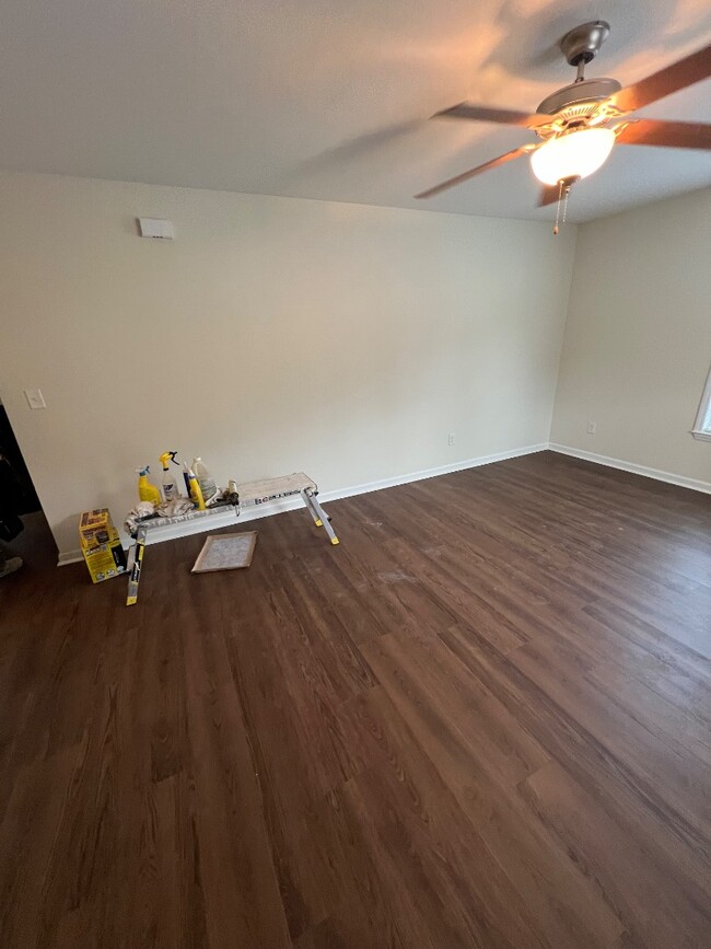 Photo - 2037 Pony Farm Rd