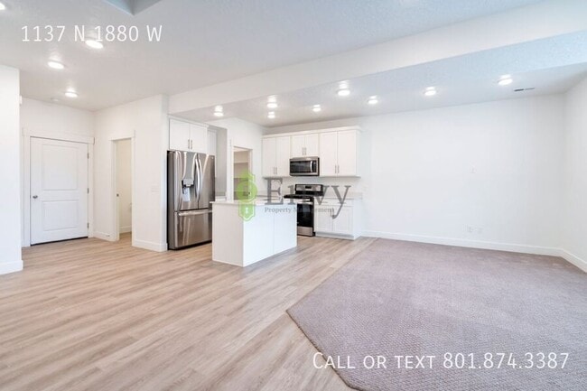 Photo - 1137 N 1880 W