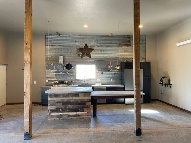 Photo - 10735 Nemo Rd