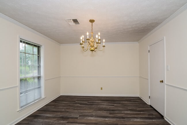623 Marlyn Dr